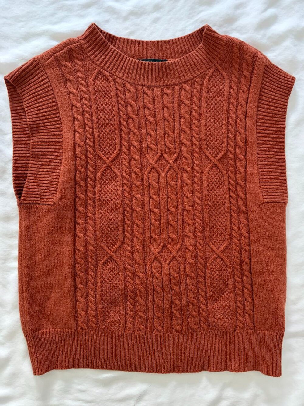 Cyrus Sleeveless Sweater Vest Rust Orange Size Small